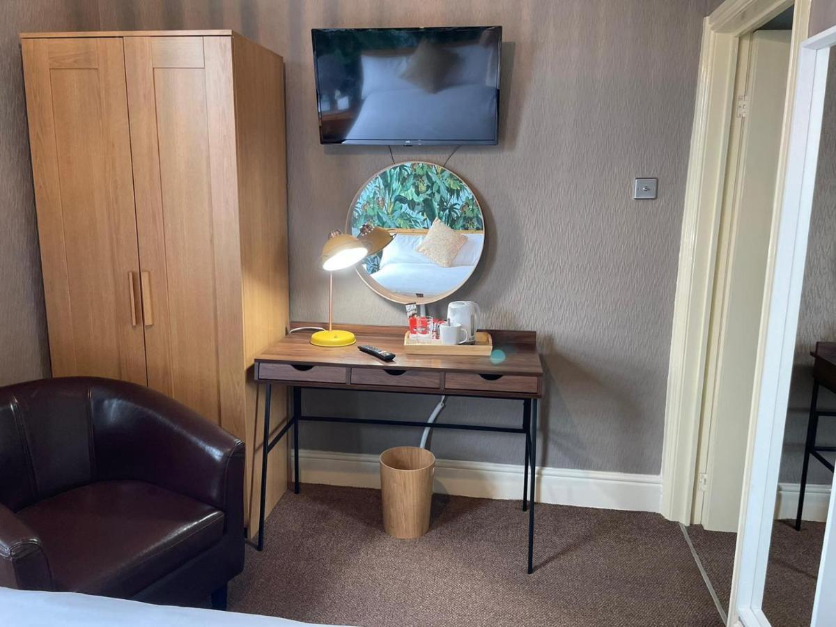 بيوري Rostrevor Hotel - Guest House المظهر الخارجي الصورة